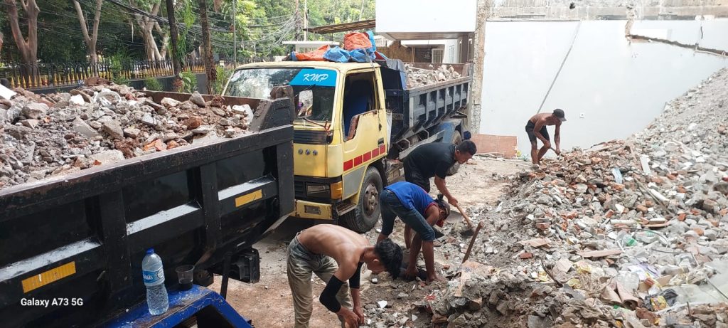 Jasa Buang Puing di Jakarta